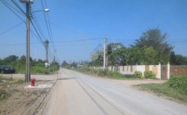 ขายที่ดินเปล่า เนื้อที่ 198ตรว. ถมแล้ว