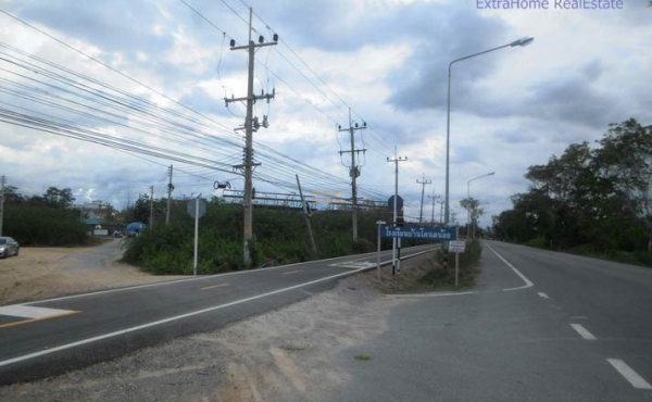 ขายที่ดินเปล่าใกล้ทะเล เนื้อที่ 590ตรว.เหมาะทำสร้างพักตากอากาศ หาดปึกเตียน