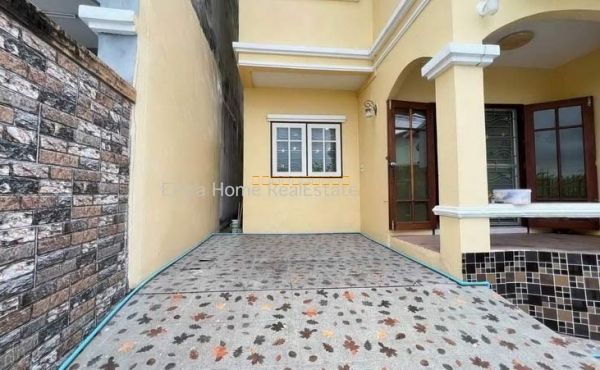 บ้าน 2ชั้น ม.สราญวงศ์ ลาดกระบัง 21 ตรว. รีโนเวทใหม่ 